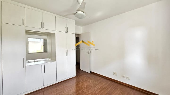 Apartamento à venda com 3 quartos, 122m² - Foto 4