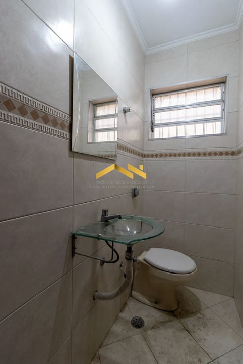 Casa à venda com 3 quartos, 240m² - Foto 8