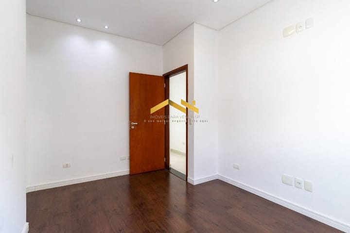 Casa à venda com 4 quartos, 615m² - Foto 11