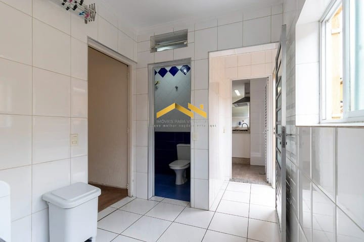 Casa à venda com 3 quartos, 318m² - Foto 34