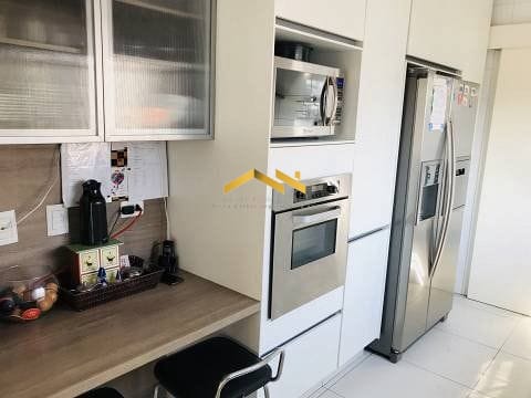 Apartamento à venda com 3 quartos, 272m² - Foto 18