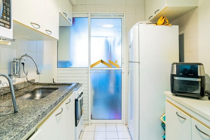 Apartamento à venda com 3 quartos, 61m² - Foto 13