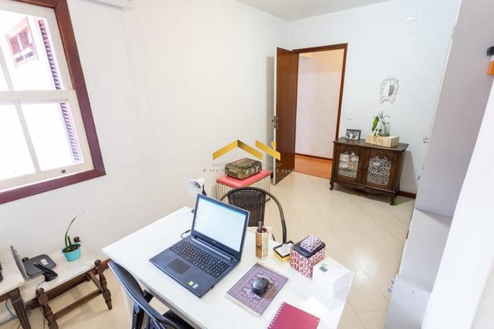 Casa à venda com 3 quartos, 200m² - Foto 39