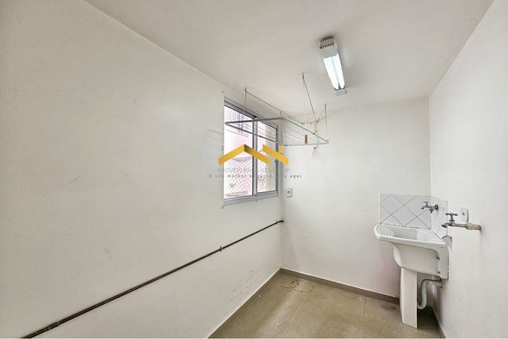 Casa à venda com 3 quartos, 240m² - Foto 21