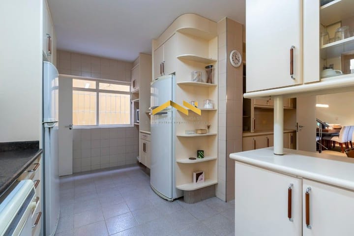 Casa à venda com 4 quartos, 440m² - Foto 47