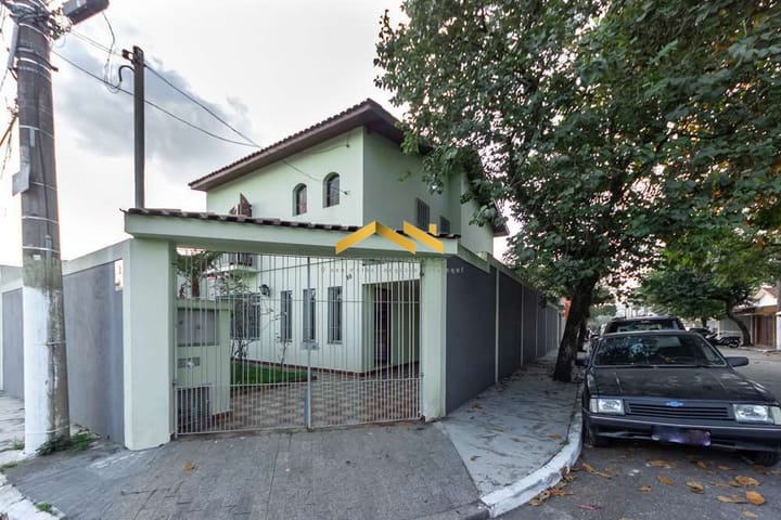 Casa à venda com 4 quartos, 226m² - Foto 5