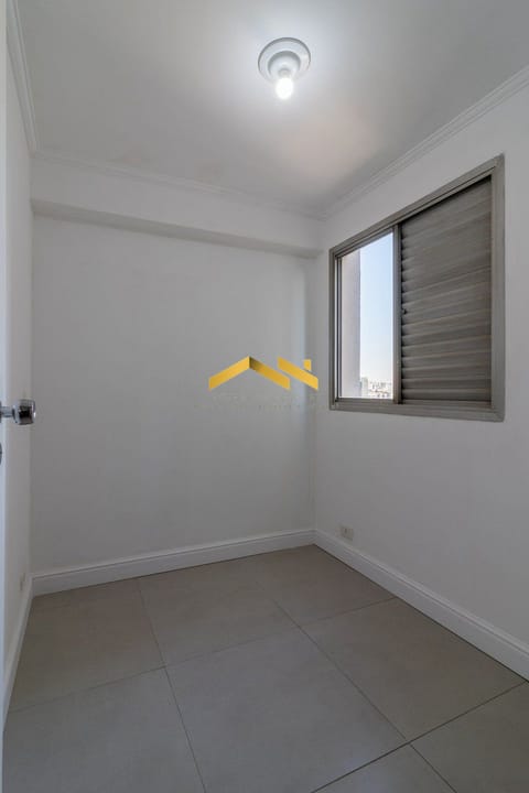 Apartamento à venda com 2 quartos, 75m² - Foto 26