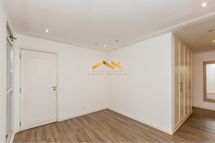 Apartamento à venda com 3 quartos, 218m² - Foto 10