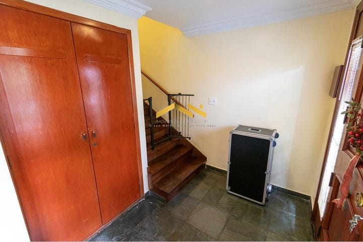 Casa à venda com 3 quartos, 300m² - Foto 31