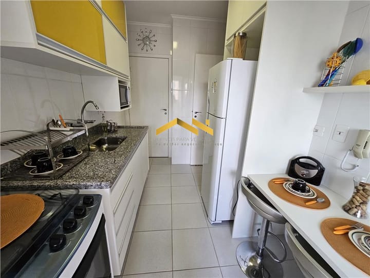 Apartamento à venda com 3 quartos, 87m² - Foto 13