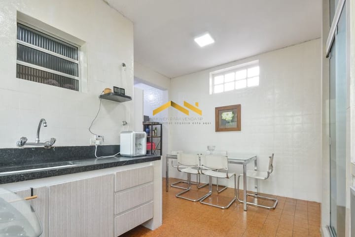 Casa à venda com 4 quartos, 194m² - Foto 9