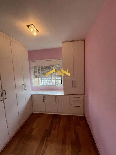 Apartamento à venda com 2 quartos, 70m² - Foto 8