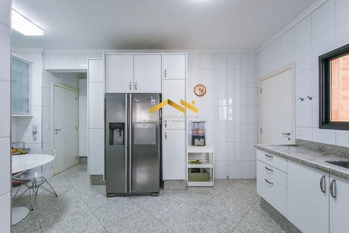 Apartamento à venda com 3 quartos, 247m² - Foto 43