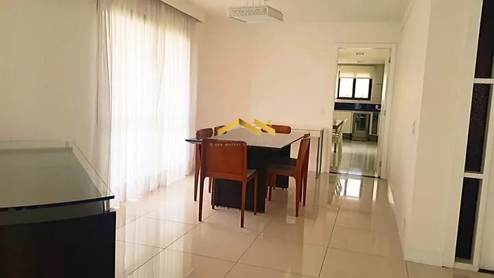 Apartamento à venda com 4 quartos, 230m² - Foto 5