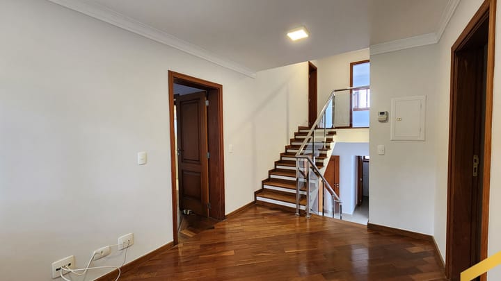 Casa à venda com 4 quartos, 480m² - Foto 22