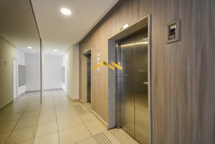 Apartamento à venda com 3 quartos, 140m² - Foto 9