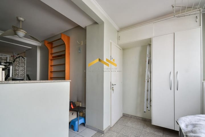 Apartamento à venda com 3 quartos, 230m² - Foto 12