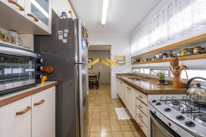 Apartamento à venda com 3 quartos, 142m² - Foto 7