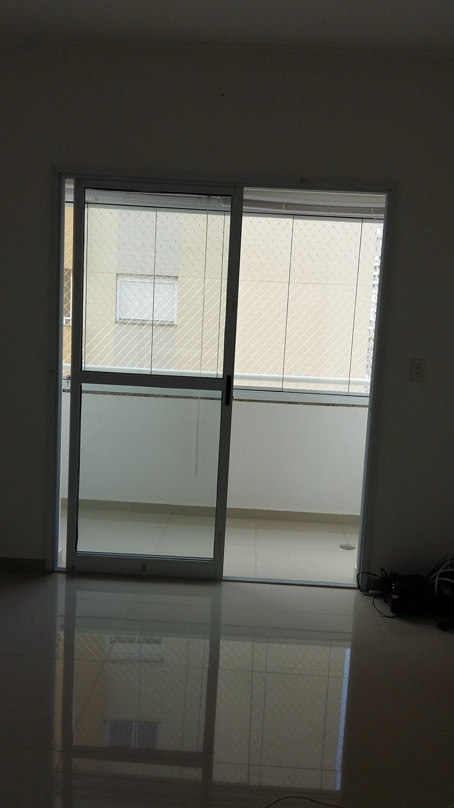 Apartamento à venda com 3 quartos, 87m² - Foto 2