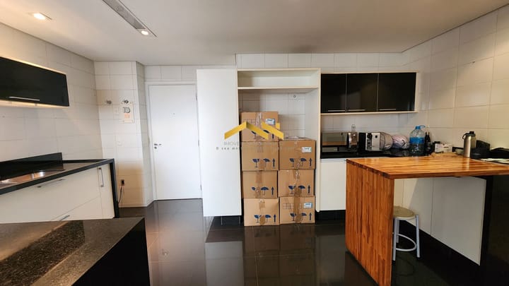 Apartamento à venda com 3 quartos, 330m² - Foto 10