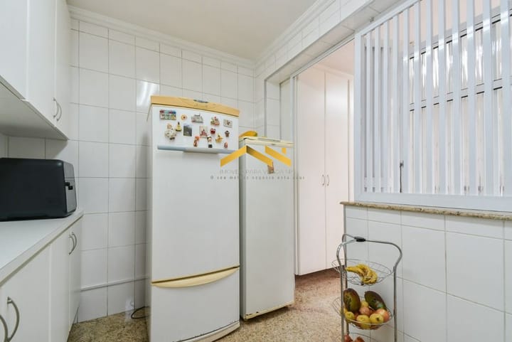 Casa à venda com 3 quartos, 200m² - Foto 29