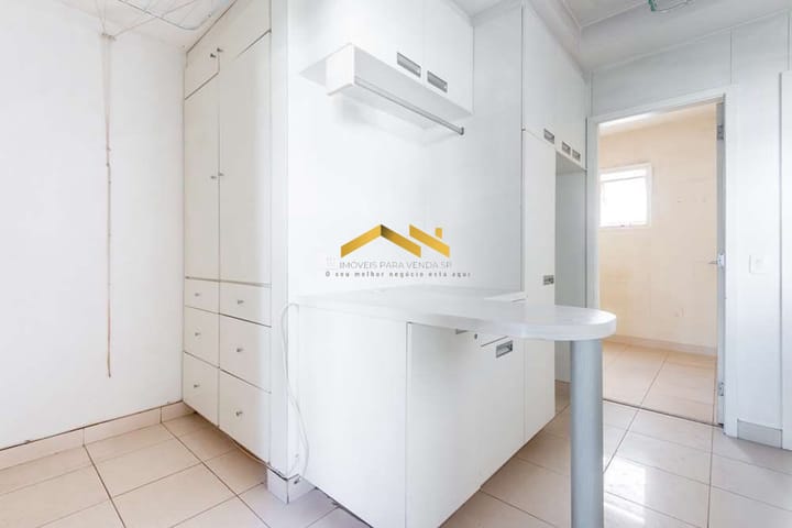 Apartamento à venda com 4 quartos, 211m² - Foto 12