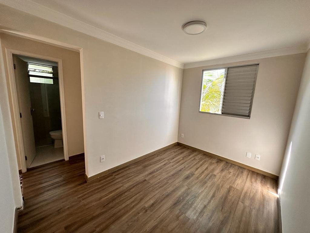 Apartamento à venda com 2 quartos, 55m² - Foto 7