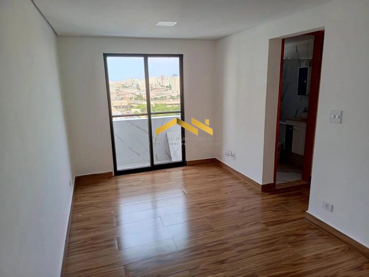 Apartamento à venda com 2 quartos, 65m² - Foto 1