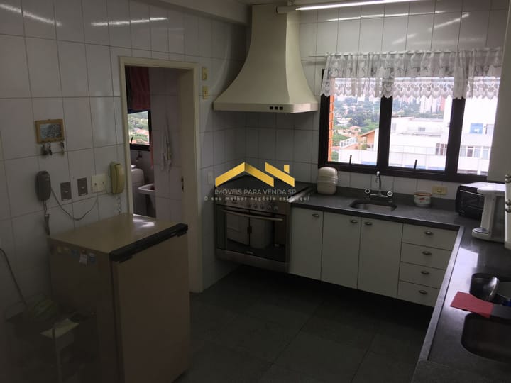 Apartamento à venda com 4 quartos, 200m² - Foto 12