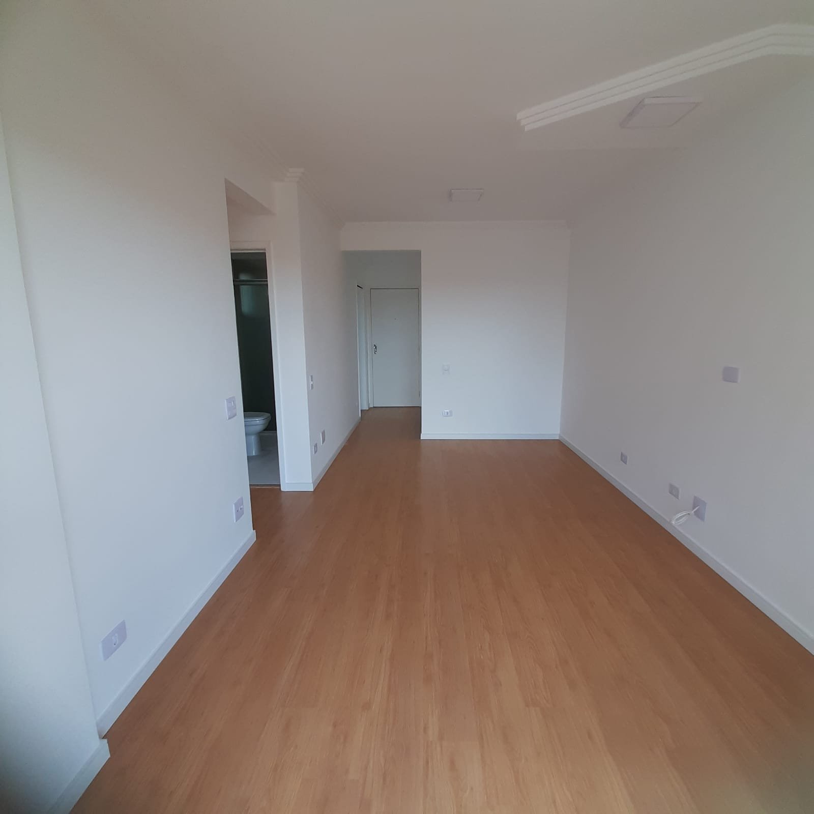 Apartamento à venda com 2 quartos, 56m² - Foto 1