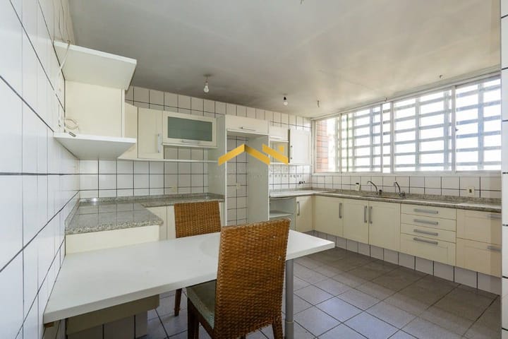 Apartamento à venda com 3 quartos, 412m² - Foto 1