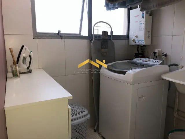 Apartamento à venda com 2 quartos, 55m² - Foto 3