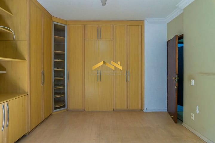 Apartamento à venda com 3 quartos, 175m² - Foto 7