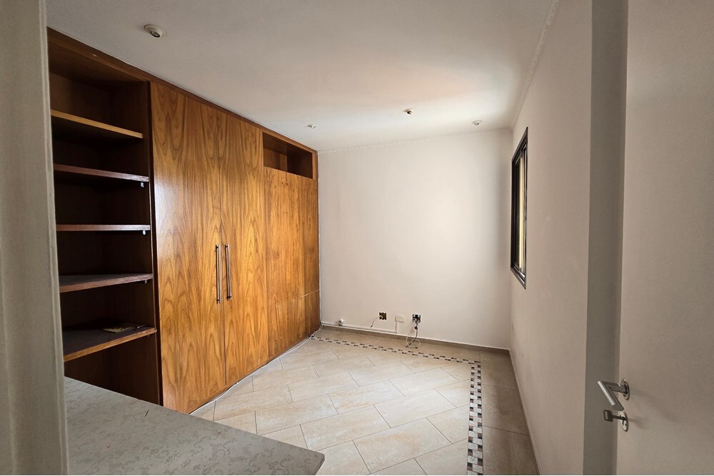 Apartamento à venda com 3 quartos, 81m² - Foto 20