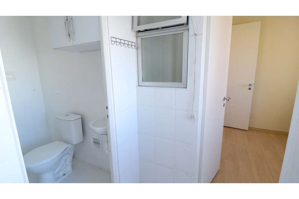 Apartamento à venda com 3 quartos, 65m² - Foto 2