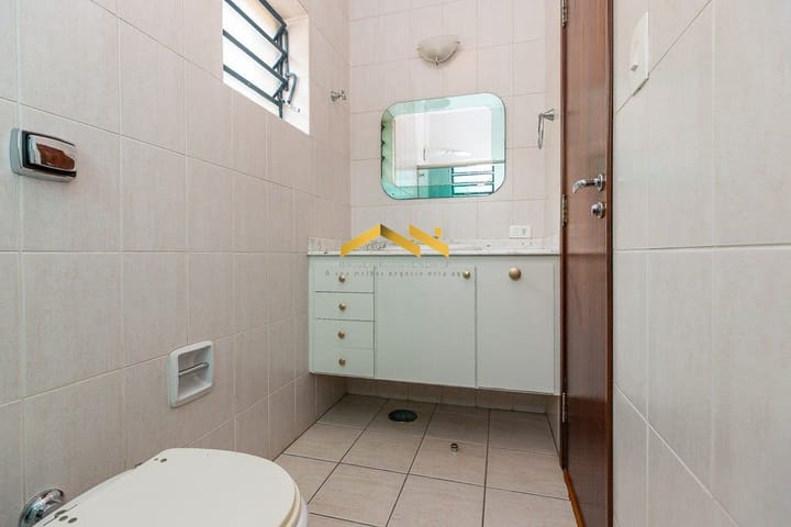 Casa à venda com 3 quartos, 220m² - Foto 11