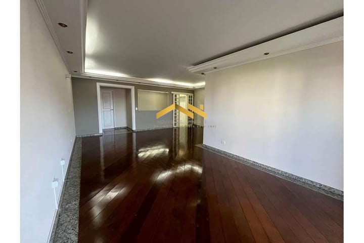 Apartamento à venda com 4 quartos, 176m² - Foto 1