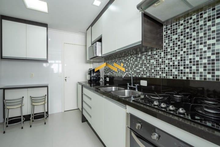 Apartamento à venda com 3 quartos, 83m² - Foto 33