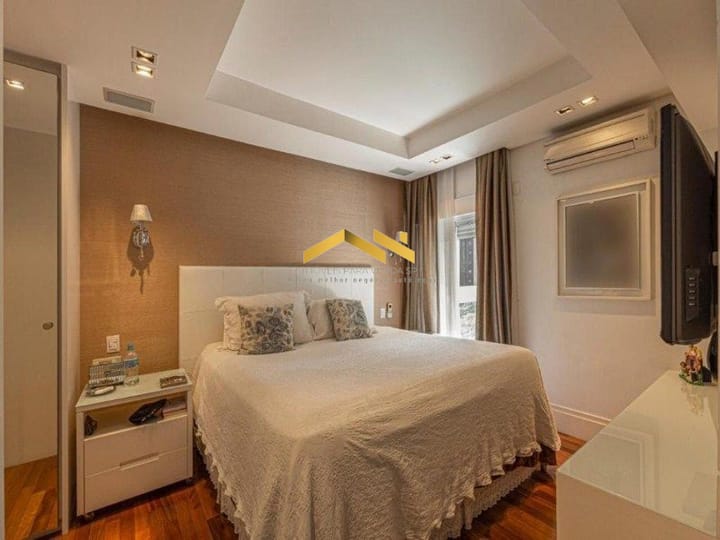 Apartamento à venda com 4 quartos, 239m² - Foto 16