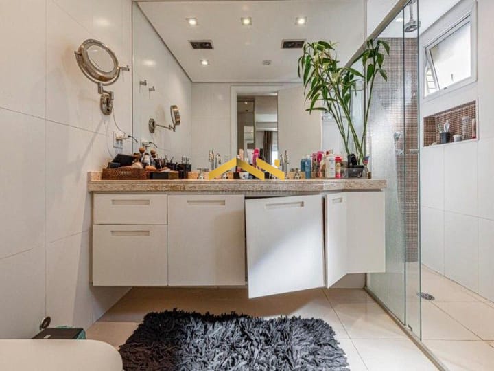 Apartamento à venda com 4 quartos, 239m² - Foto 15