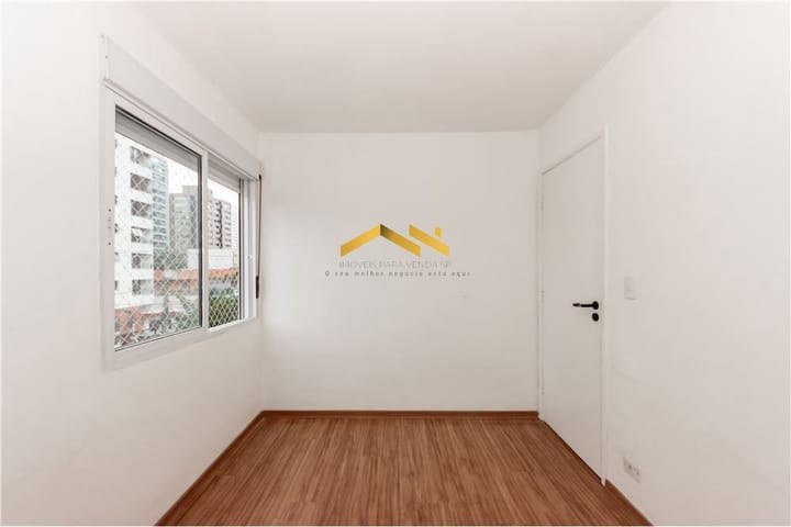 Apartamento à venda com 2 quartos, 70m² - Foto 3