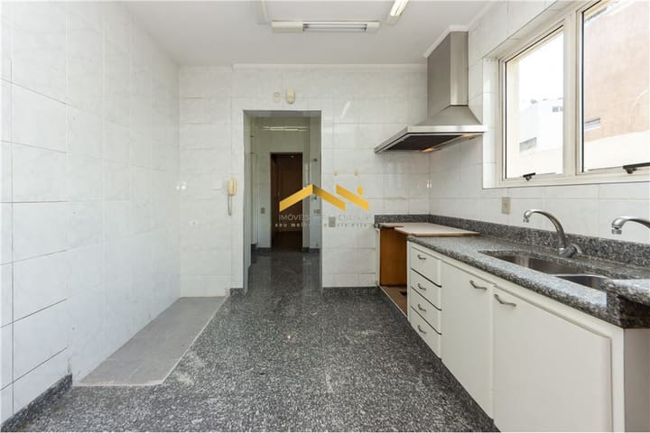 Apartamento à venda com 4 quartos, 275m² - Foto 9