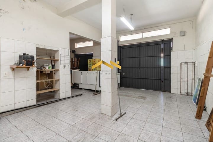 Casa à venda com 2 quartos, 210m² - Foto 10