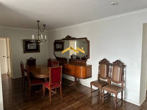 Apartamento à venda com 3 quartos, 130m² - Foto 1