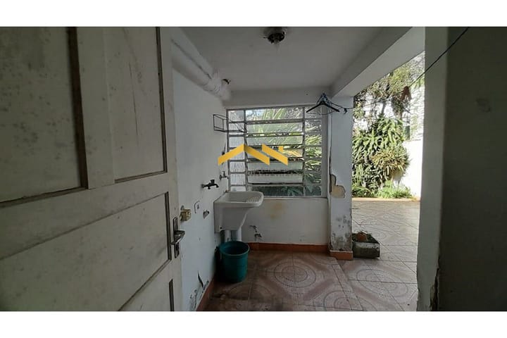 Casa à venda com 3 quartos, 140m² - Foto 4