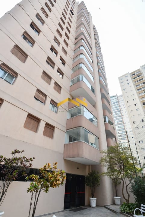 Apartamento à venda com 3 quartos, 122m² - Foto 16