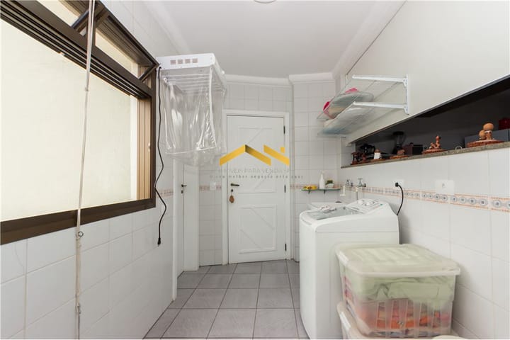 Apartamento à venda com 3 quartos, 139m² - Foto 18