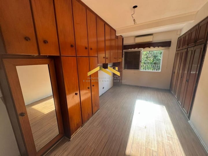 Casa à venda com 5 quartos, 256m² - Foto 28