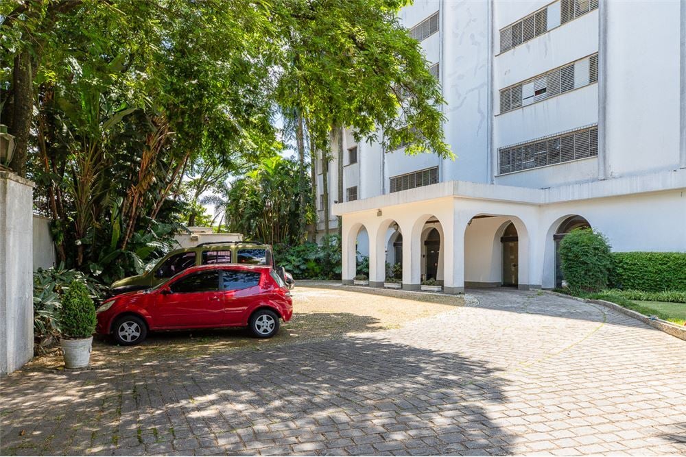 Apartamento à venda com 4 quartos, 175m² - Foto 8