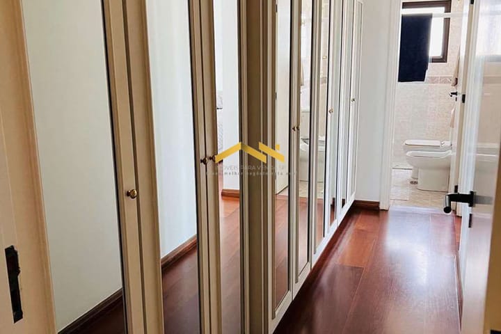 Apartamento à venda com 3 quartos, 176m² - Foto 2